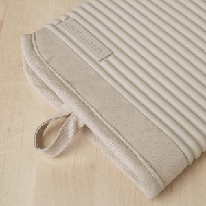 Ribbed Soft Silicone Oven Mitt Set, 7″x13″, Milkshake 2 Count